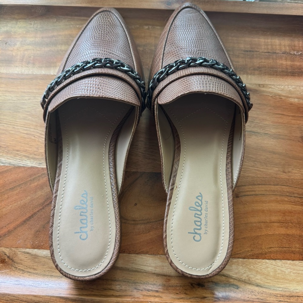 CHARLES Brown Pointed Toe Mule Flats Chain Detail Slip On Shoes Womens 8 - Picture 5 of 6